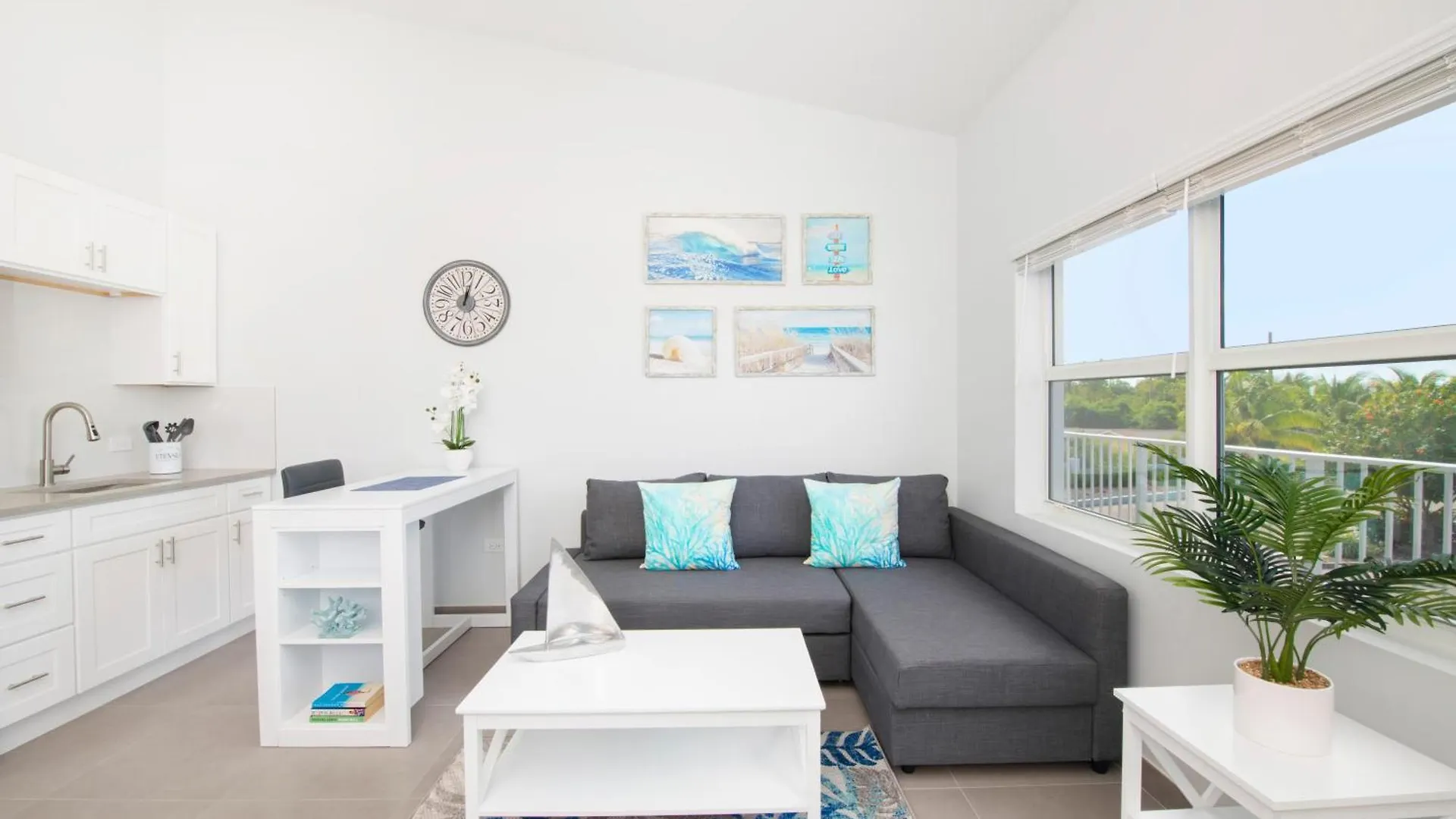 بيت للعطل Summertime Suites #53 West Bay
