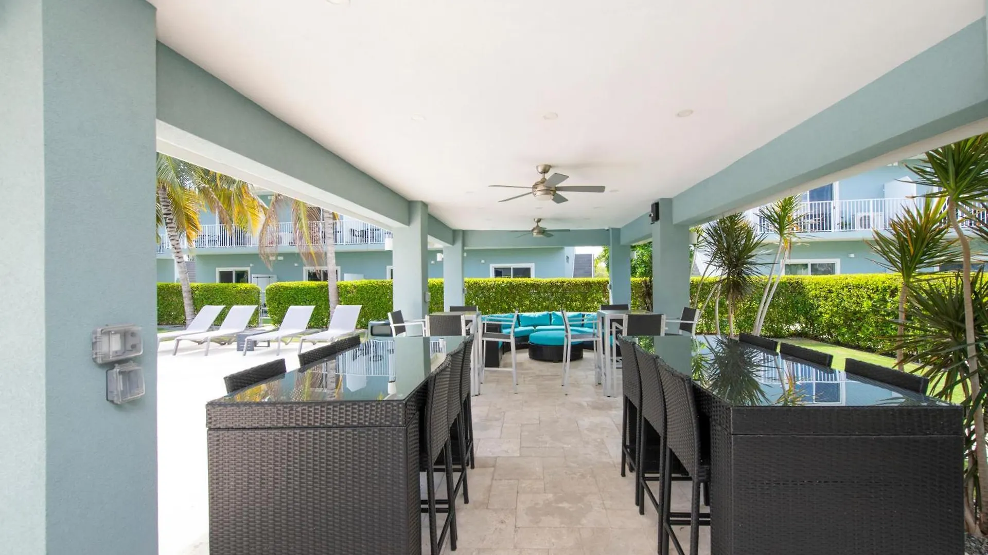 Summertime Suites #53 West Bay بيت للعطل