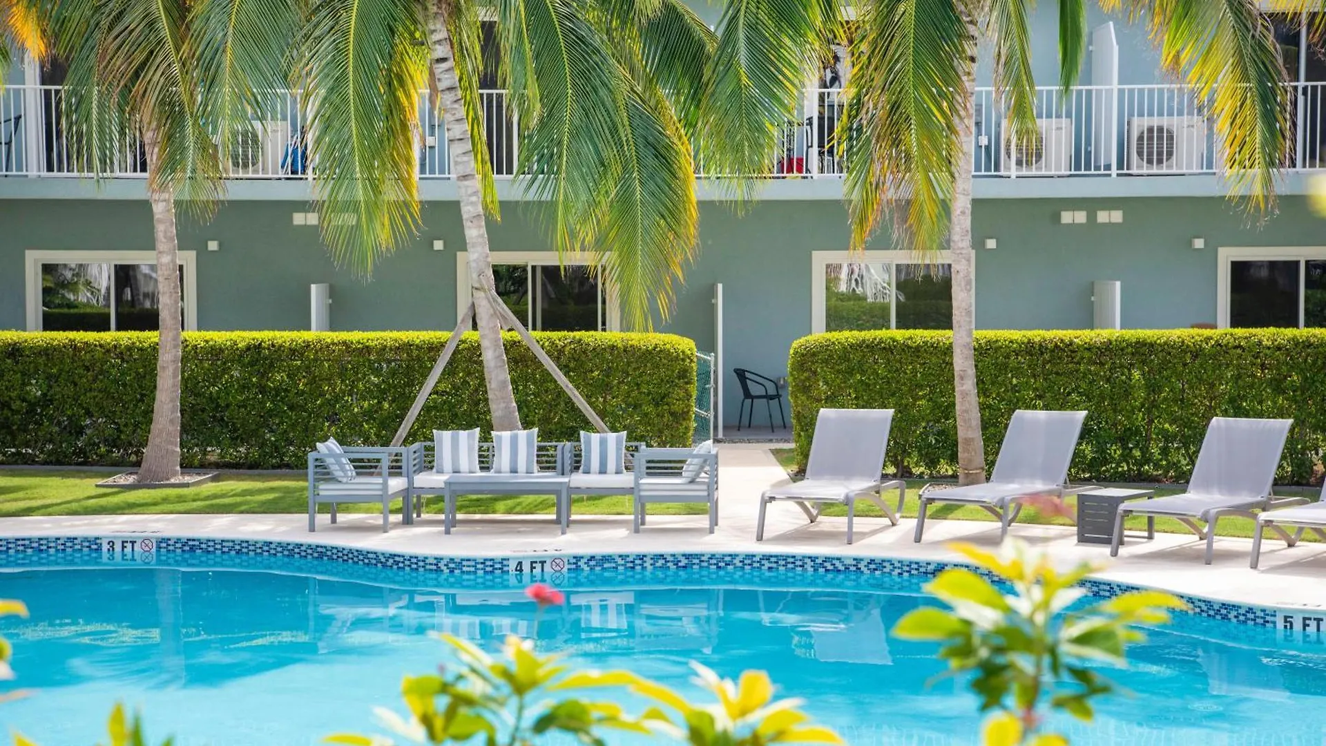 بيت للعطل Summertime Suites #53 West Bay